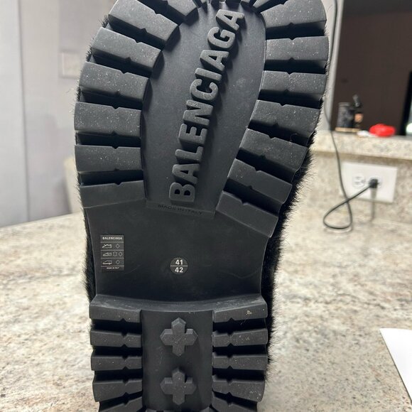 Balenciaga Alaska Fur Boot Black Size 41-42 US 11-11.5 Like New main image 8